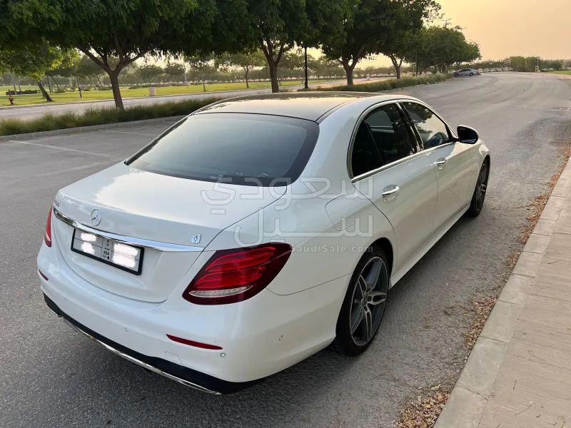 2018 مرسيدس - بنز إي 300