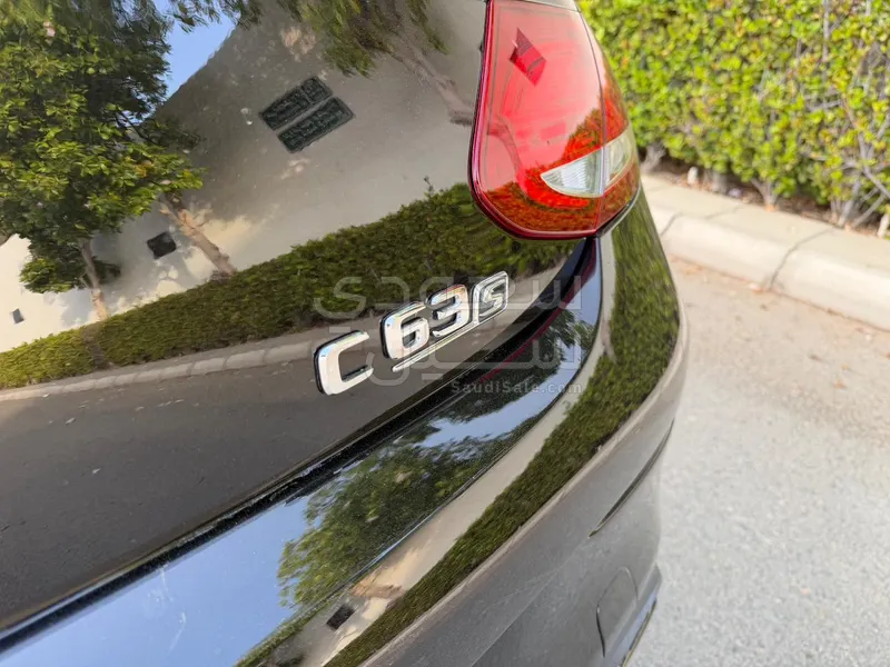 2018 مرسيدس - بنز سي 63إٍس أي إم جي