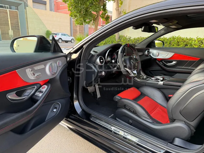 2018 مرسيدس - بنز سي 63إٍس أي إم جي