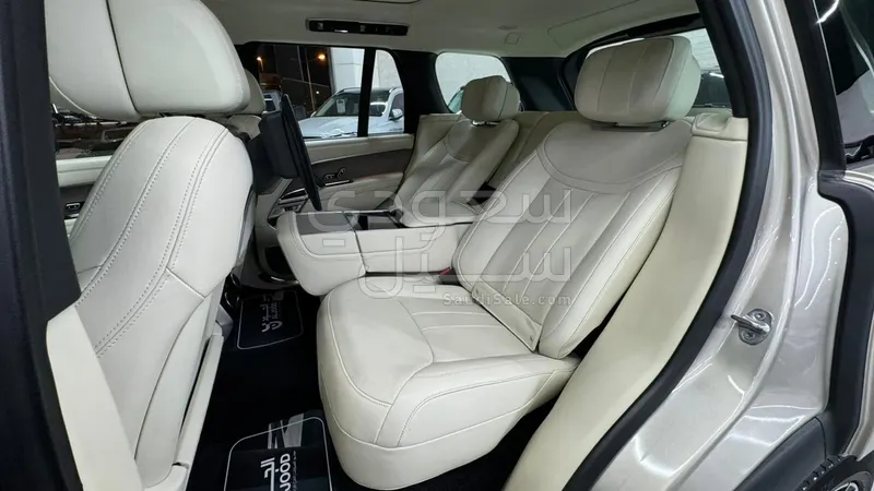 2022 لاند روفر رينج روفر فيرست اديشن