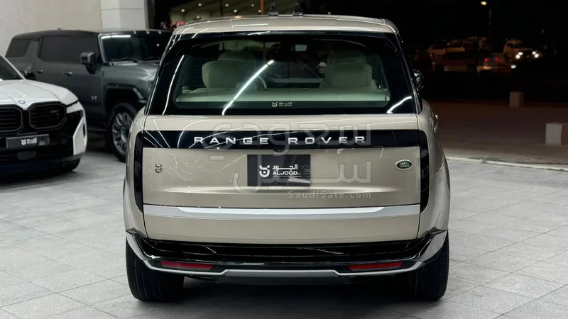 2022 لاند روفر رينج روفر فيرست اديشن