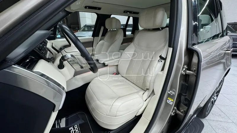 2022 لاند روفر رينج روفر فيرست اديشن