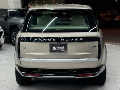 2022 لاند روفر رينج روفر فيرست اديشن