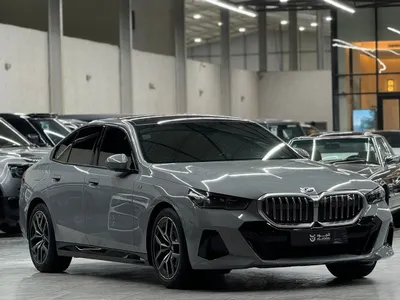 2024 بي ام دبليو الفئة الخامسة 520 أي
