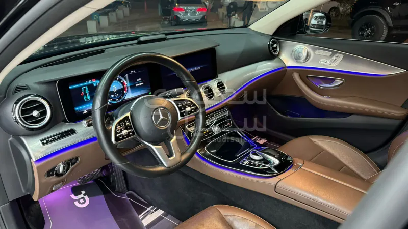 2020 مرسيدس - بنز إي 200