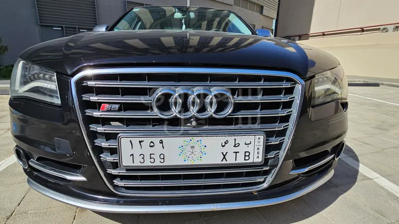 2013 اودي اس 8