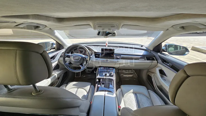 2013 اودي اس 8