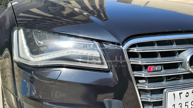 2013 اودي اس 8