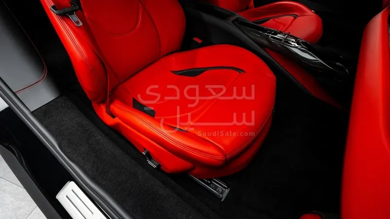 2023 فيراري جي تي بي 296