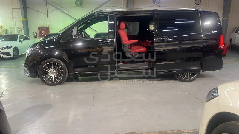 2024 مرسيدس - بنز في 250