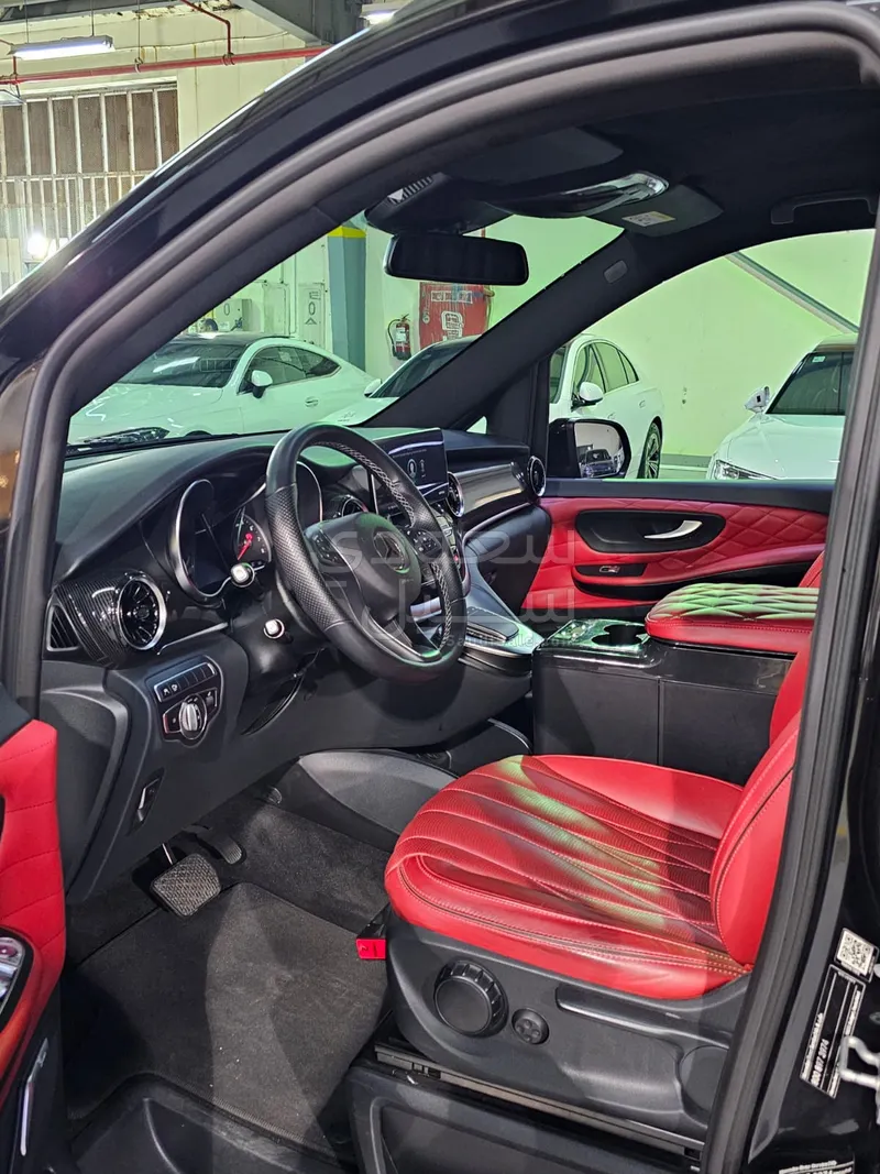 2024 مرسيدس - بنز في 250