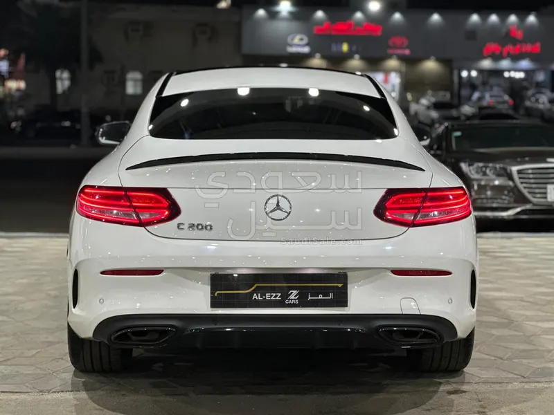 2022 مرسيدس - بنز سي 200