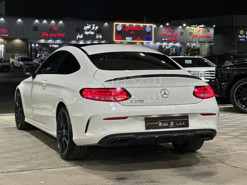 2022 مرسيدس - بنز سي 200