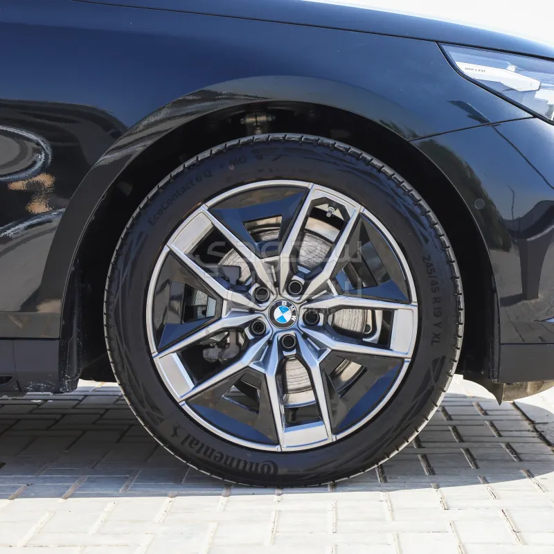 2026 بي ام دبليو الفئة الخامسة 520 أي