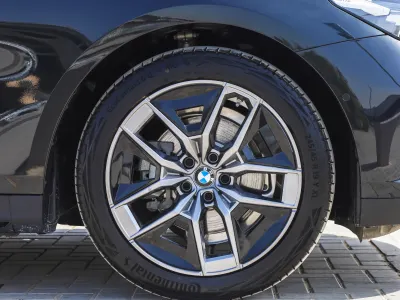 2026 بي ام دبليو الفئة الخامسة 520 أي