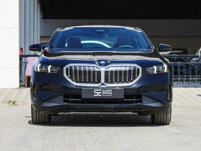 2026 بي ام دبليو الفئة الخامسة 520 أي