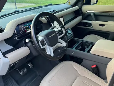 2021 لاند روفر ديفيندر 110