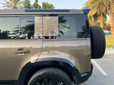 2021 لاند روفر ديفيندر 110