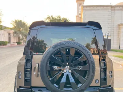 2021 لاند روفر ديفيندر 110