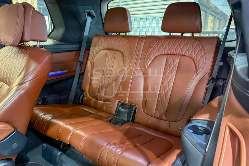 2019 بي ام دبليو الفئة اكس 7 إم كت