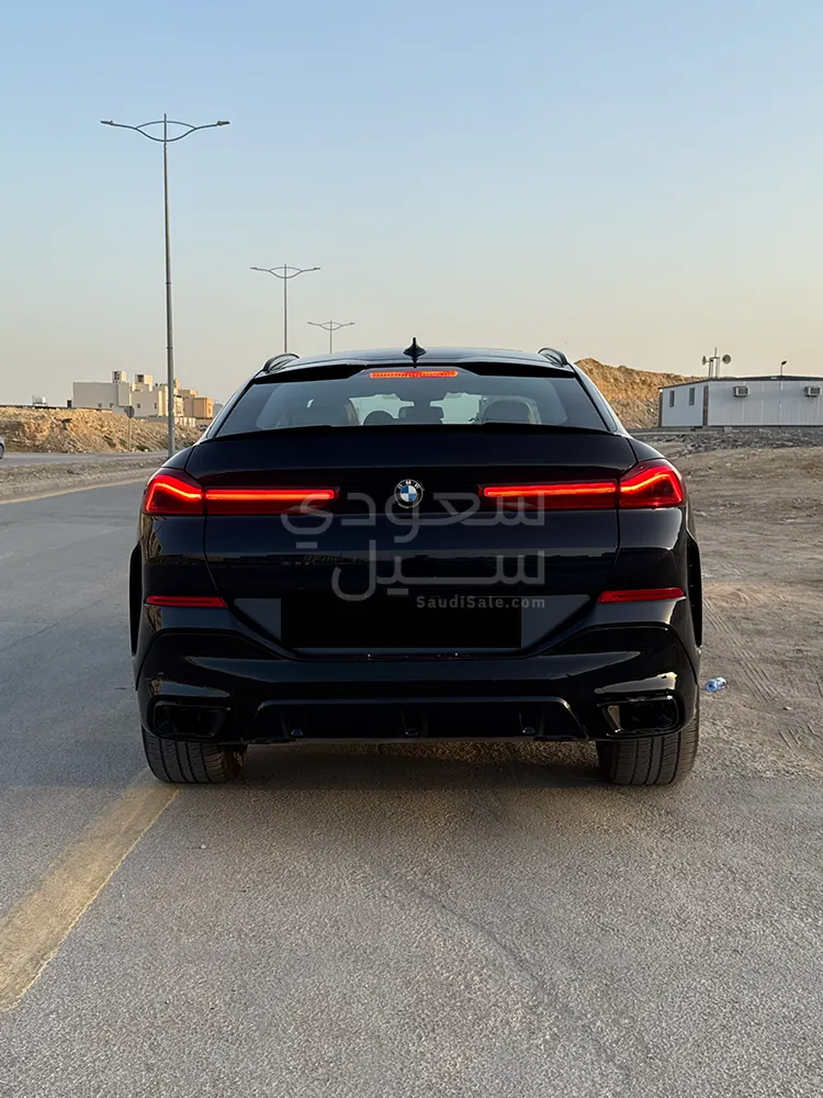 2020 بي ام دبليو الفئة اكس 6 إم كت