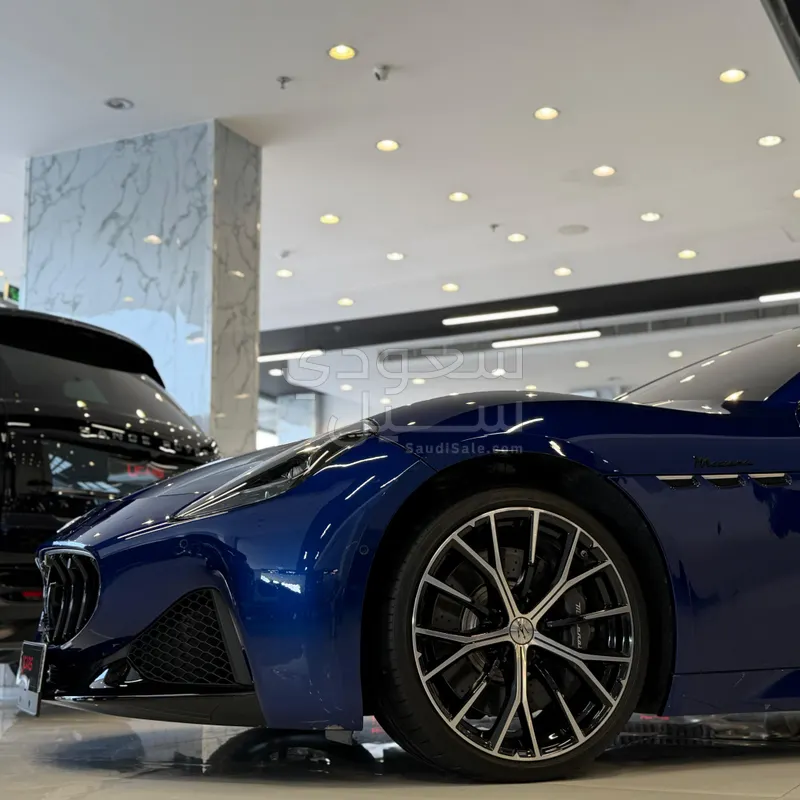 2024 مازيراتي جرانتوريزمو