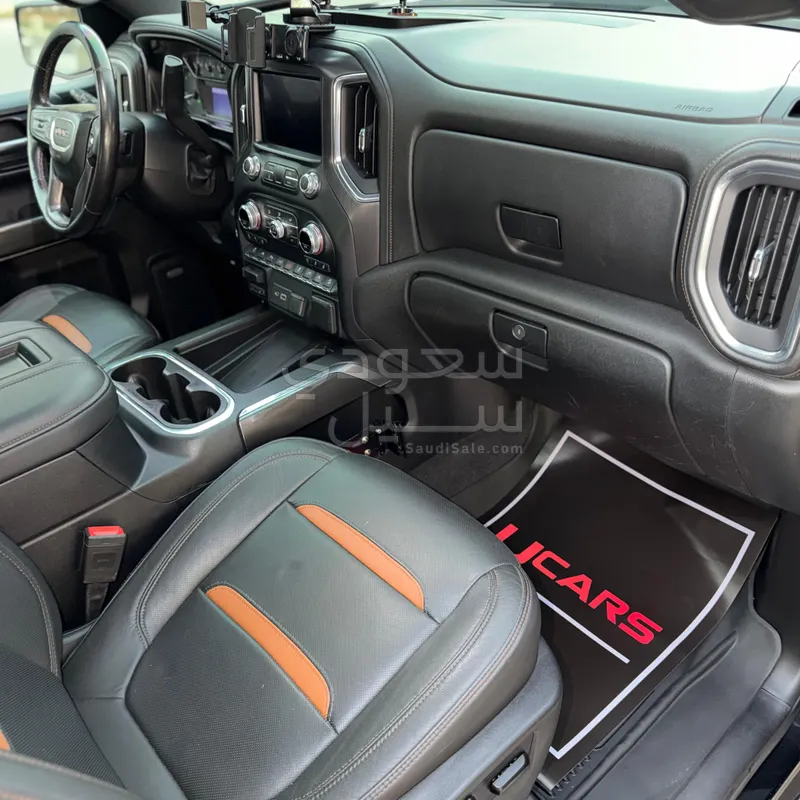 2020 جي ام سي سييرا اي تي 4