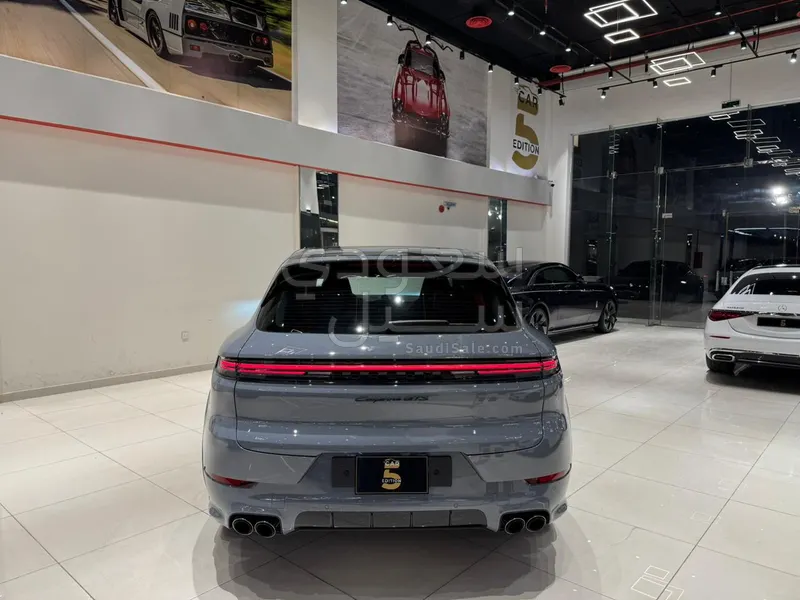 2026 Porsche Cayenne GTS