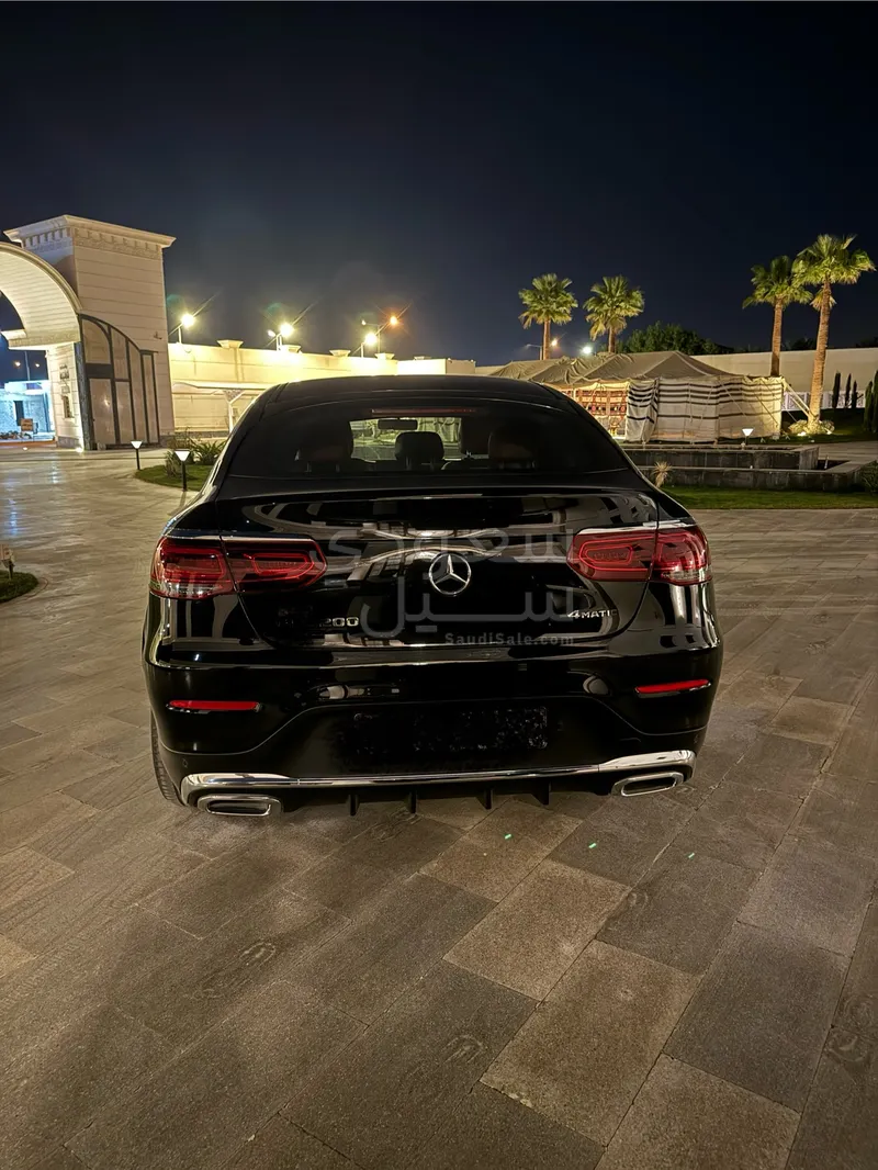 2022 مرسيدس - بنز جي إل سي 200 كوب