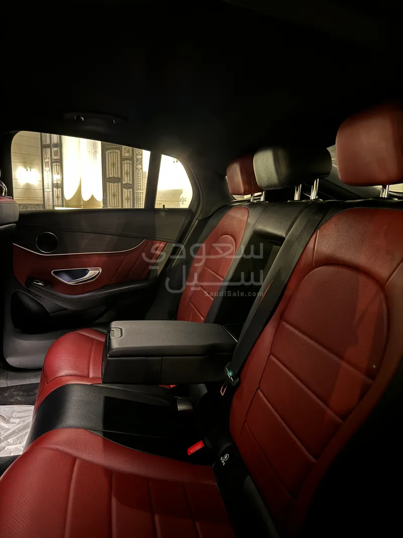 2022 مرسيدس - بنز جي إل سي 200 كوب