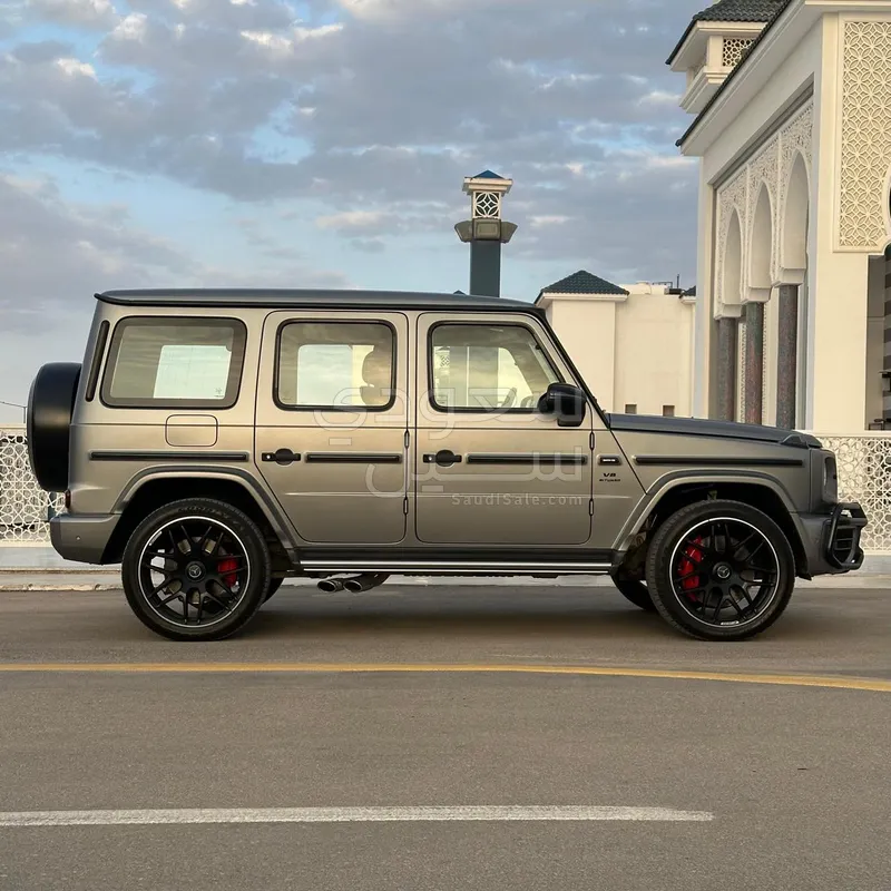 2022 مرسيدس - بنز جي 63 أي إم جي