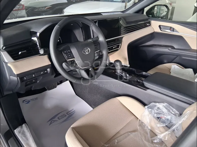 2026 تويوتا كامري ال اي