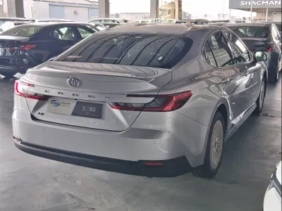 2026 تويوتا كامري ال اي