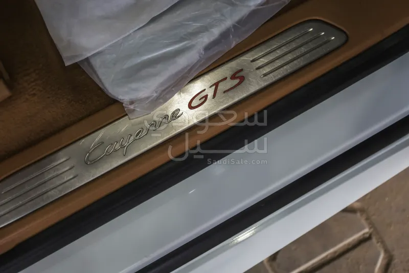 2013 بورش كايين جي تي اس