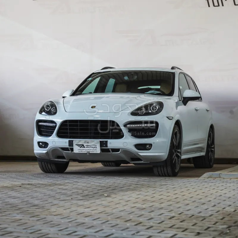 2013 بورش كايين جي تي اس