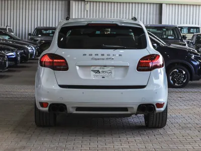 2013 بورش كايين جي تي اس