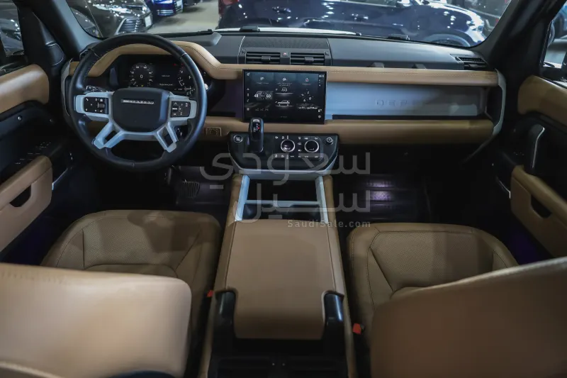 2025 لاند روفر ديفيندر اس اي