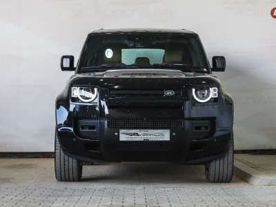 2025 لاند روفر ديفيندر اس اي