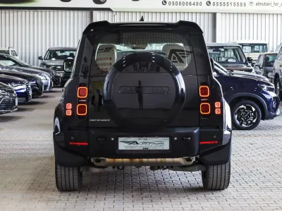 2025 لاند روفر ديفيندر اس اي