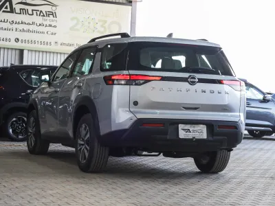 2023 نيسان باثفايندر