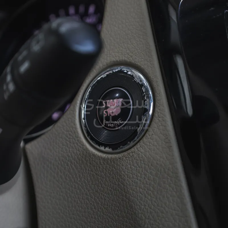 2015 نيسان اكس - ترايل