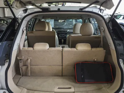 2015 نيسان اكس - ترايل