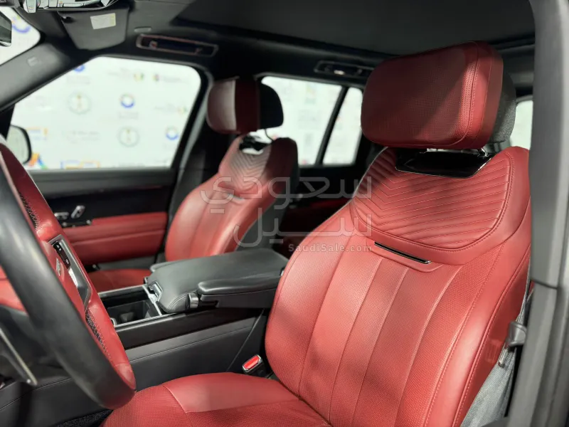 2023 لاند روفر رينج روفر فوج اس في