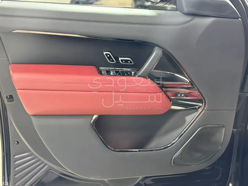 2023 لاند روفر رينج روفر فوج اس في