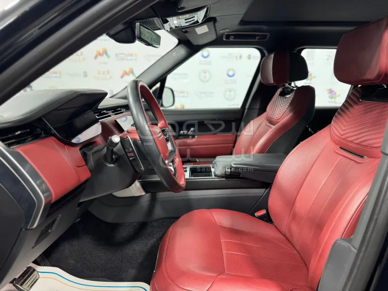 2023 لاند روفر رينج روفر فوج اس في