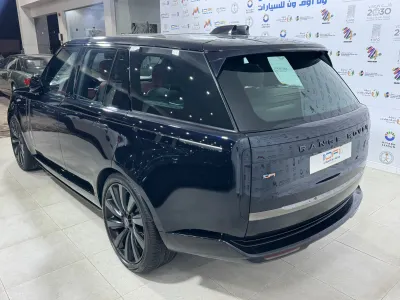 2023 لاند روفر رينج روفر فوج اس في