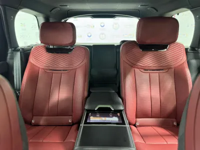 2023 لاند روفر رينج روفر فوج اس في