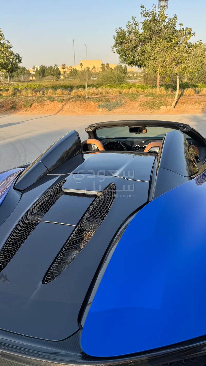 2018 مكلارين 570 اس سبايدر