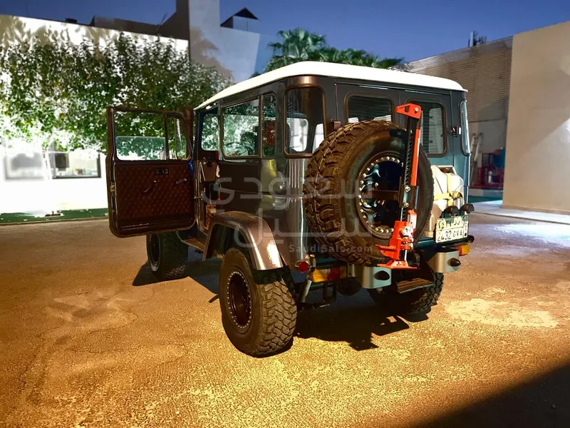 1978 تويوتا اف جي كروزر 2