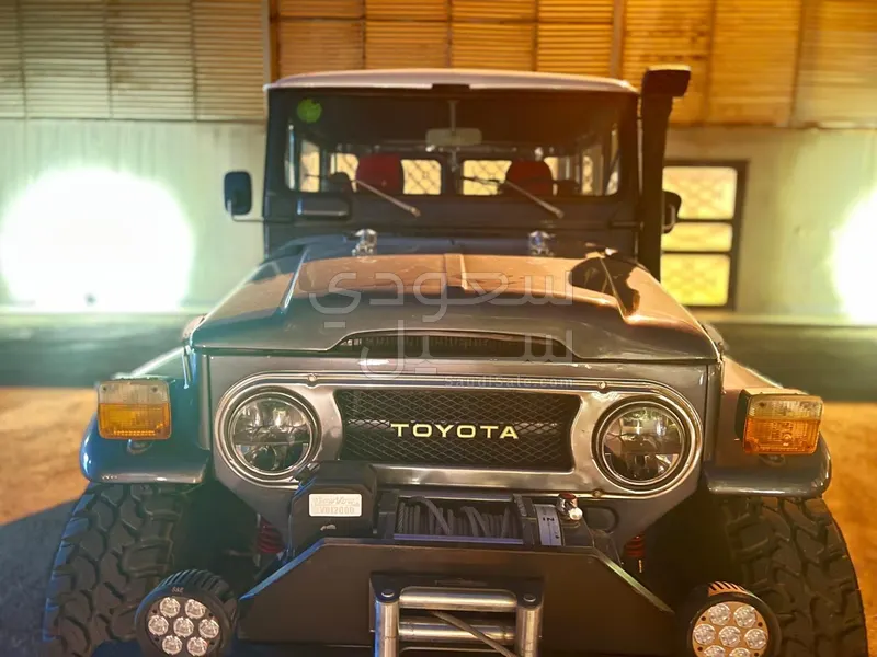 1978 تويوتا اف جي كروزر 2